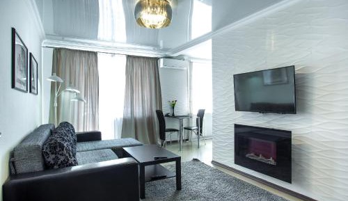 One-Bedroom Apartment - 75 Shevchenko street -4