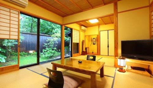 Japanese-Style Room with Open-Air bath- New Building
