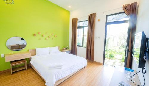 King Room with Balcony