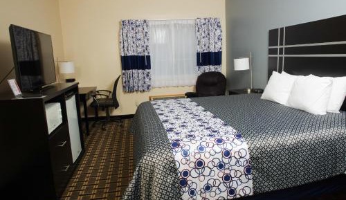 Deluxe King Room