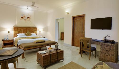 Superior Suite with Balcony