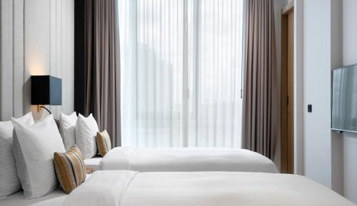 City View Room - Twin Beds