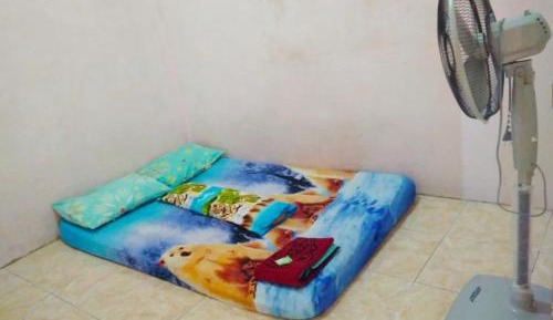 Single Bed in Female Dormitory Room