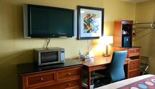 King Room - Non-Smoking