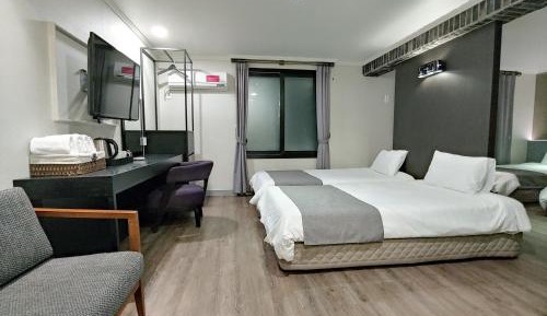 Superior Quadruple Room