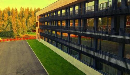 Apartment with Mountain View