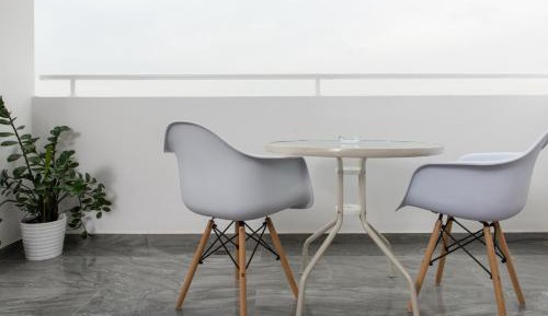 Executive Suite with Fireplace and Hot Tub
