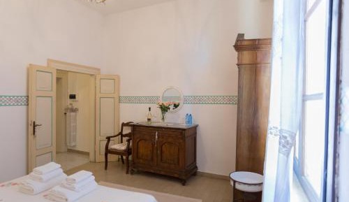 Quadruple Room with Private Bathroom