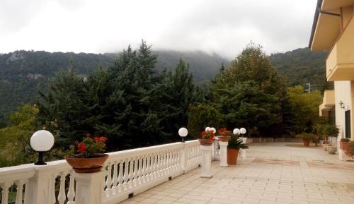 Double Room with Mountain View