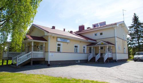 Apartment with Shower - B