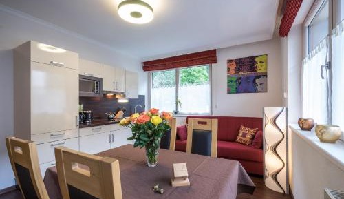 One-Bedroom Apartment (4 Adults)