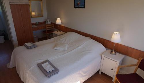 Twin Room with Private Bathroom