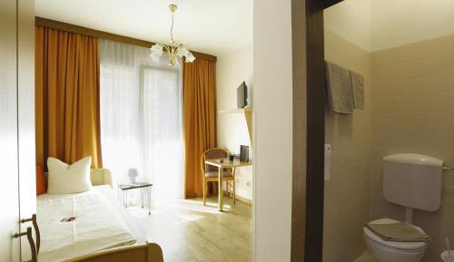 Single Room with Balcony