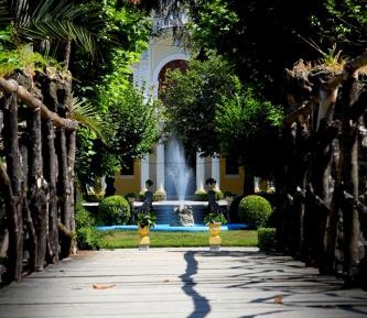 Double or Twin Room Weekend Package
