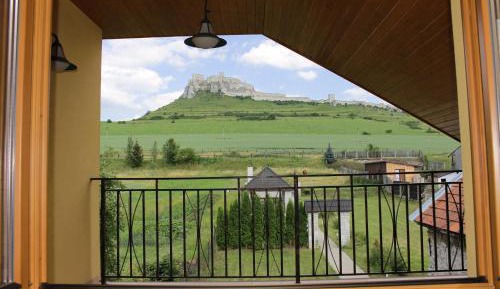 Deluxe Double Room with Castle View