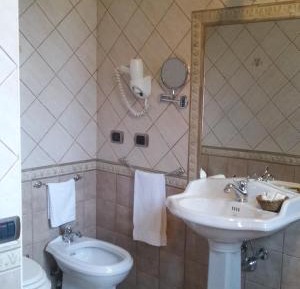 Double Room - Basement