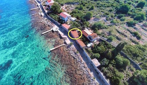 One-Bedroom Holiday Home