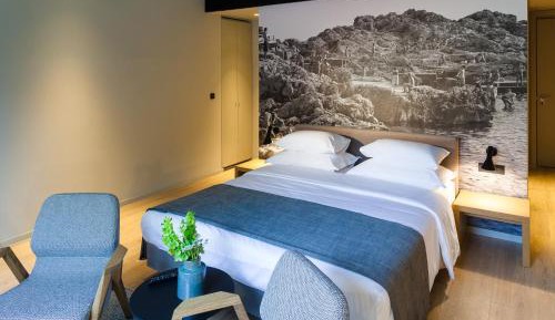 Two-Bedroom Apartment with Balcony