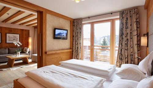 One-Bedroom Apartment (4 Adults)