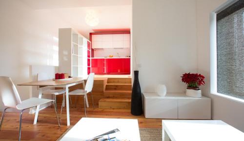 One-Bedroom Apartment with Balcony