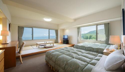 Room with Tatami Area - New Building