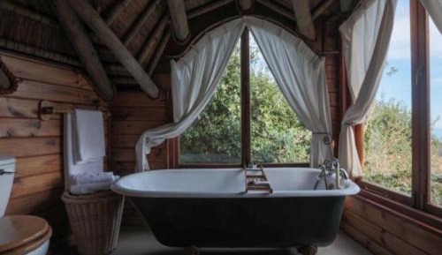 Deluxe Double Room with Balcony and Sea View