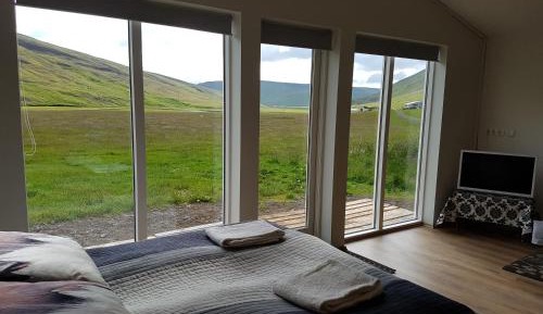 Cottage with Garden View