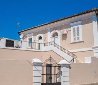 Classic Quadruple Room