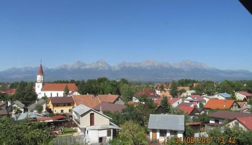 Basic Triple Room with Shared Bathroom