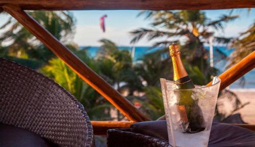 Quarto Luxo com Vista do Mar