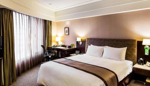 Corner Room with View