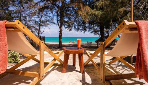 Deluxe Bungalow - Beach Front