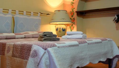 Triple Room with Private Bathroom