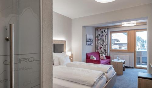 Deluxe Family Room 30m2