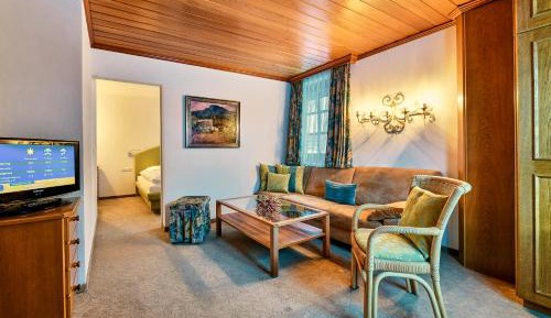 Two-Bedroom Apartment (4 Adults)