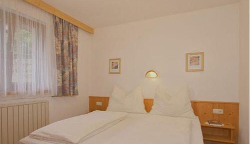 One-Bedroom Apartment (3 Adults)