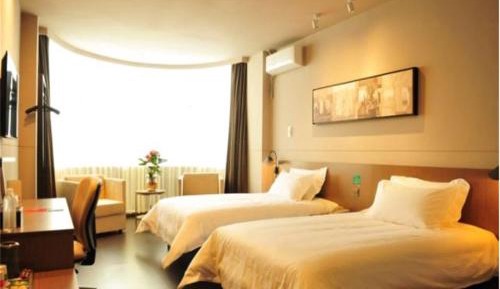 Business Twin Room B