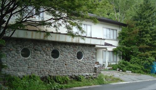 Double Room with Small Double Bed and Shared Bathroom