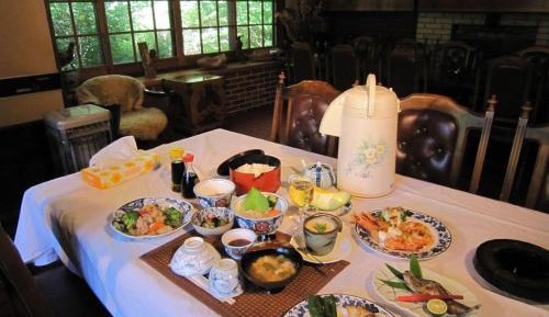 Quadruple Room with Shared Bathroom