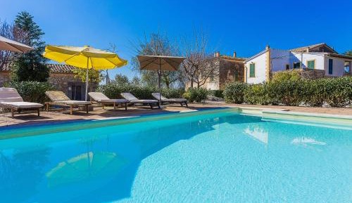 Three-Bedroom Holiday Home 