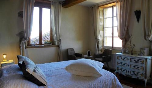 Queen Room with Garden View