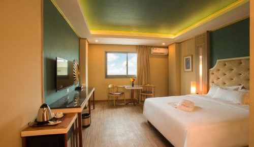 Superior King Room with One Way Airport Transfer