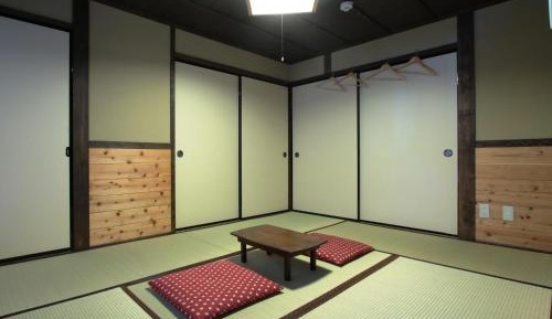 Double Room with Shared Toilet