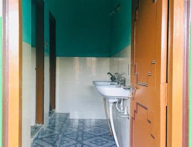 Double Room with Shared Toilet