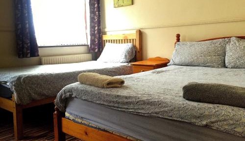 Family 7 Days Parking