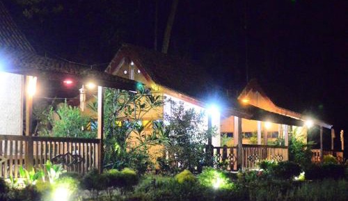 Deluxe Double Room with Two Double Beds