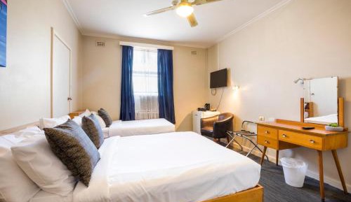 Studio Double & Single