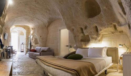 Suite Cave