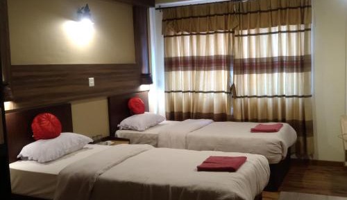 Twin Room with Private External Bathroom