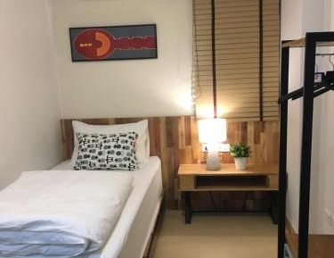 Single Room with Shared Bathroom